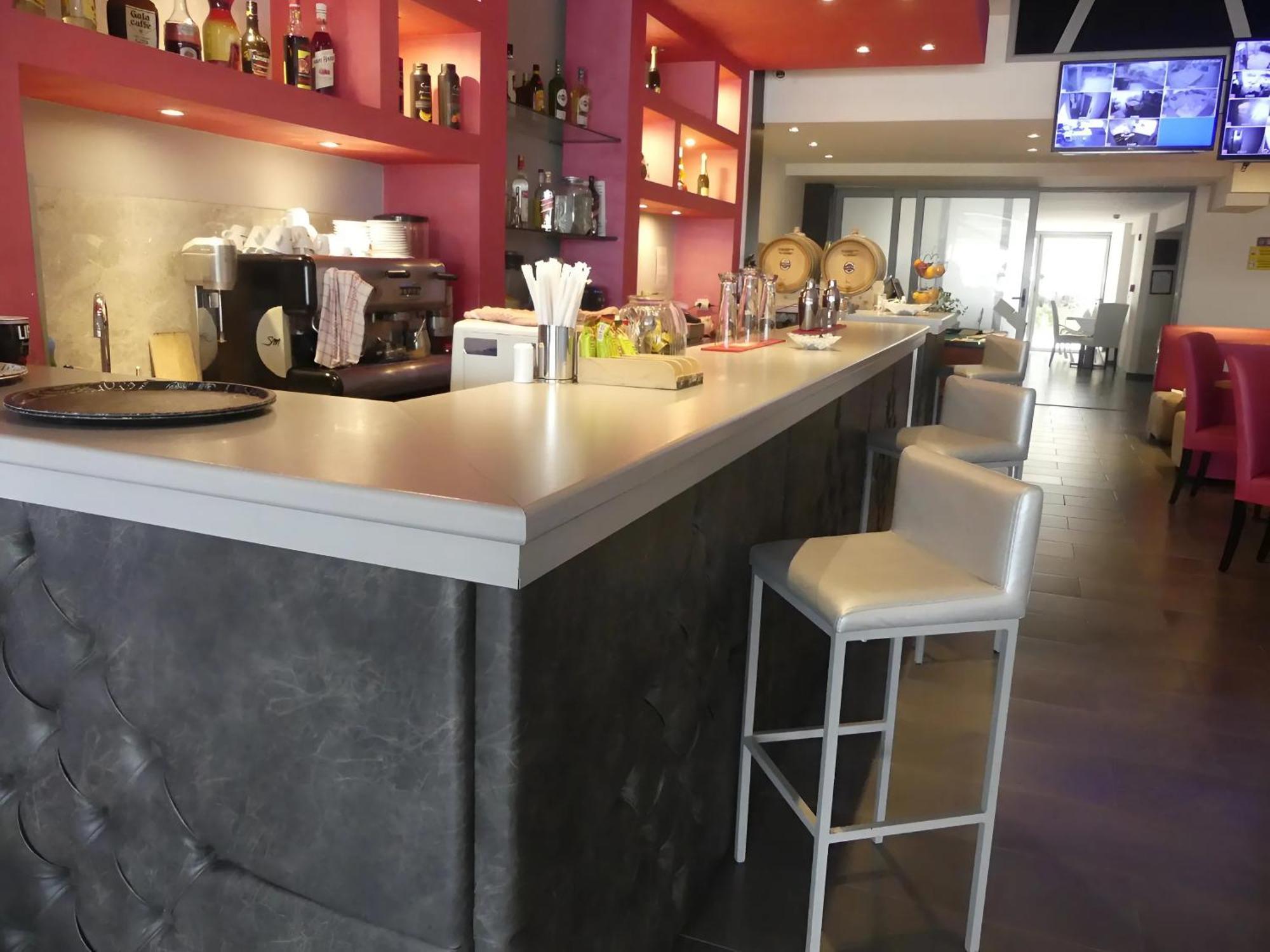City Life Hotel Ираклион Экстерьер фото